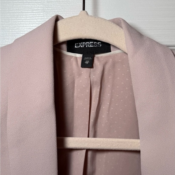 EXPRESS blush blazer - size XS - Picture 3 of 8
